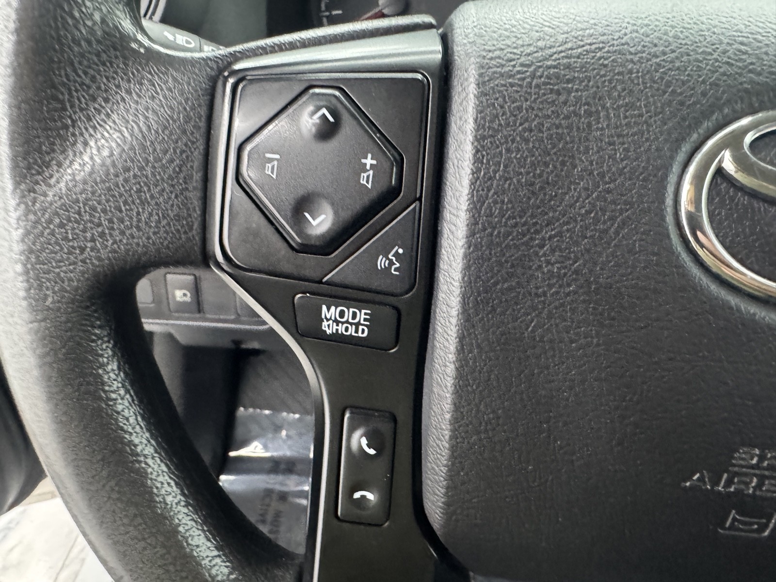 2021 Toyota Tacoma SR Access Cab photo 12