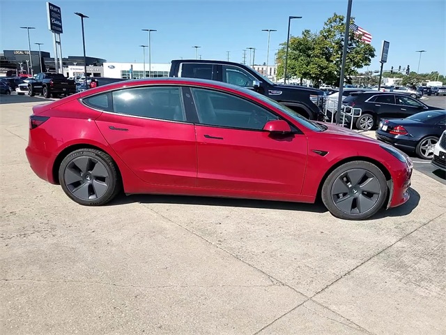 2021 Tesla Model 3 Long Range photo 3