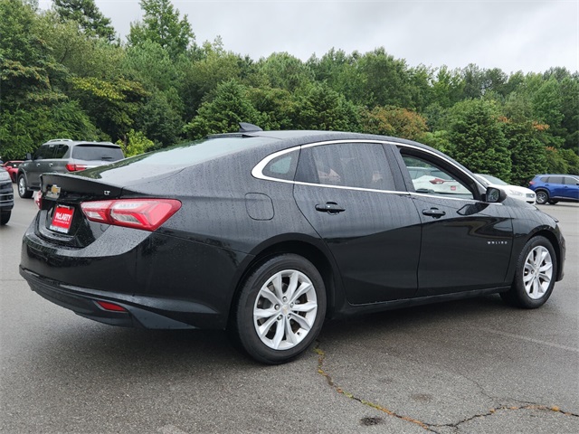 2022 Chevrolet Malibu 1LT photo 3