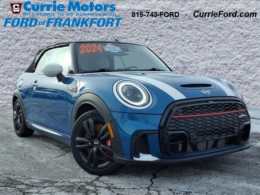 2024 MINI Convertible John Cooper Works's photo