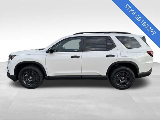 2025 Honda Pilot TrailSport photo 4