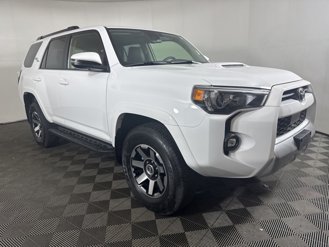 2023 Toyota 4Runner TRD Off-Road Premium's photo