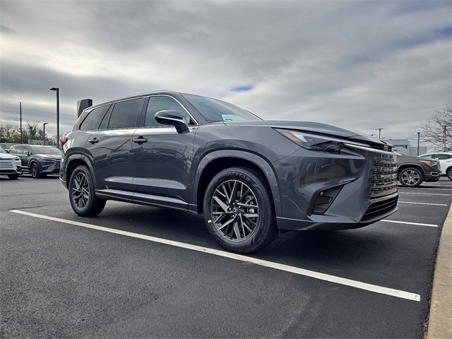 2026 Lexus TX Premium's photo