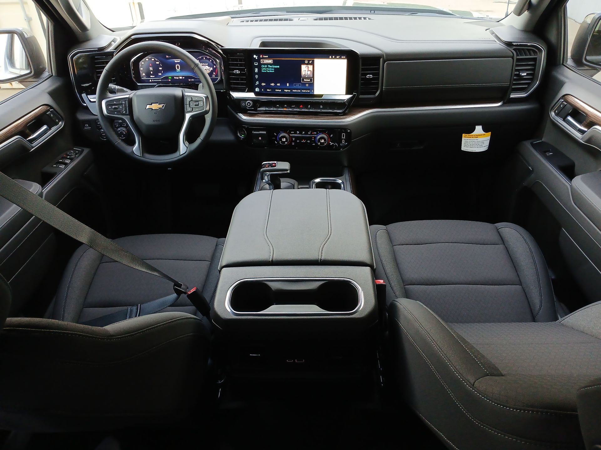 2025 Chevrolet Silverado 1500 LT photo 20