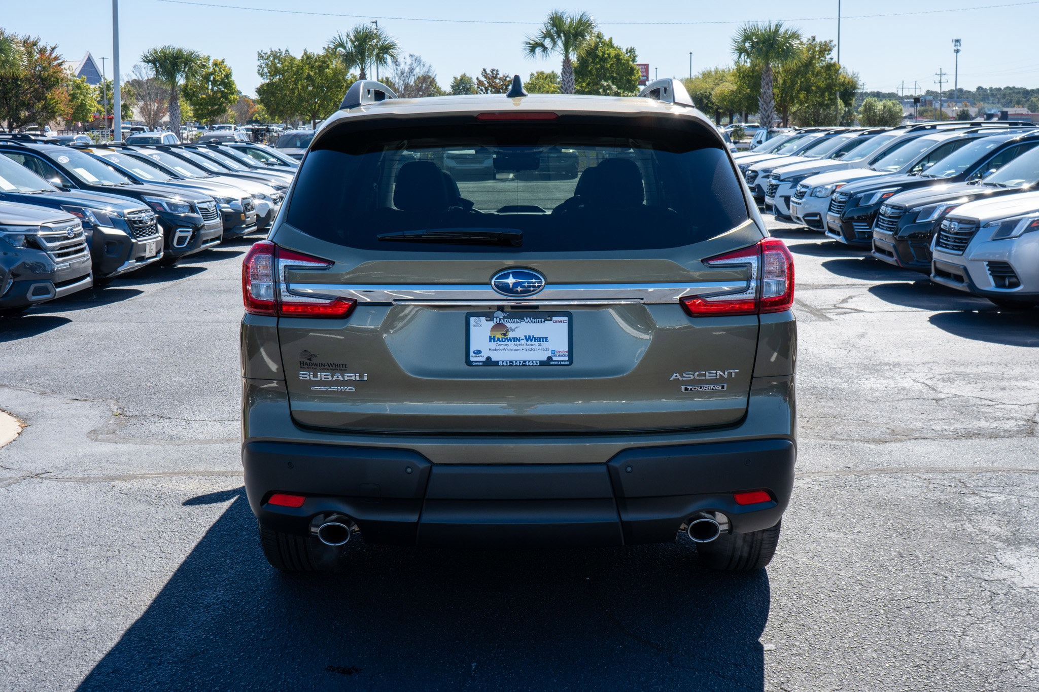 2025 Subaru Ascent Touring photo 4