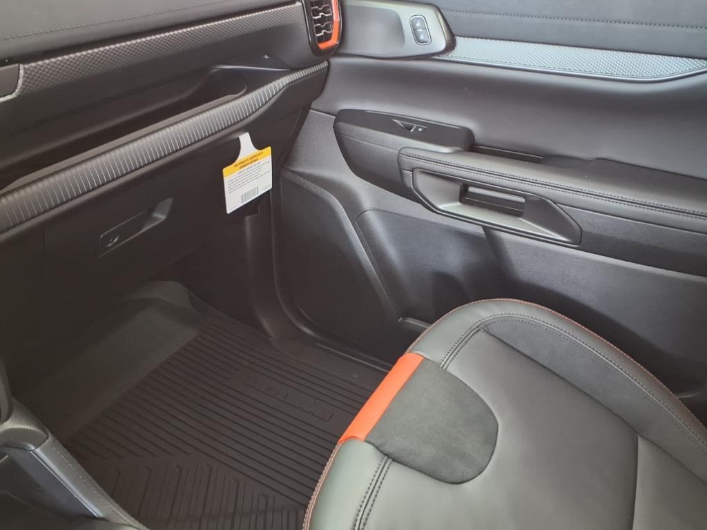 2025 Ford Ranger Raptor photo 16