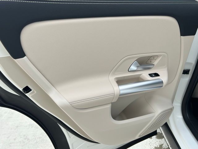 2025 Mercedes Benz GLA 250 4MATIC photo 21