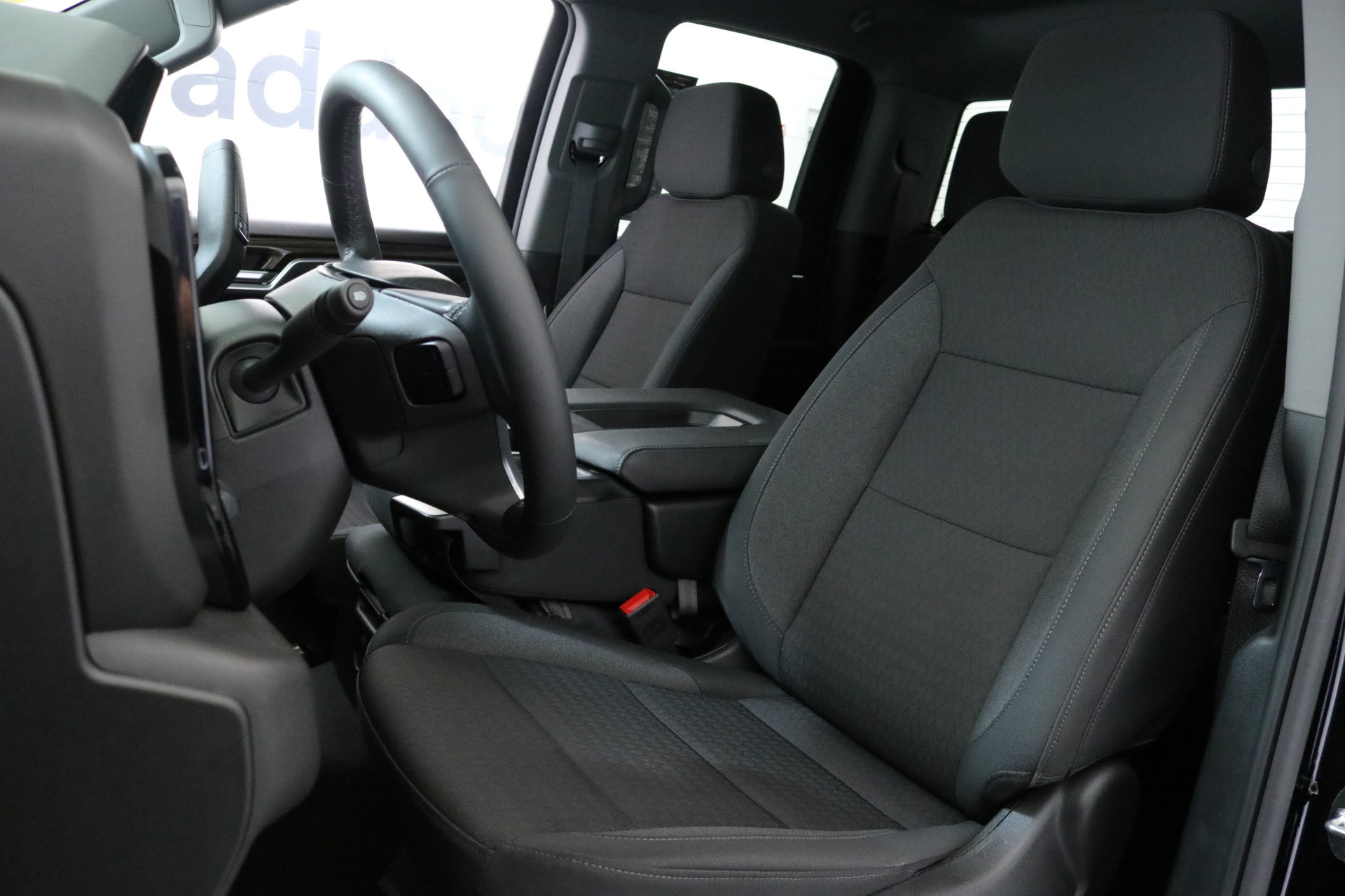 2025 Chevrolet Silverado 1500 LT photo 23