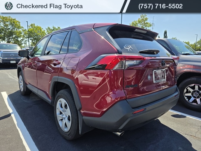 2023 Toyota RAV4 LE photo 4