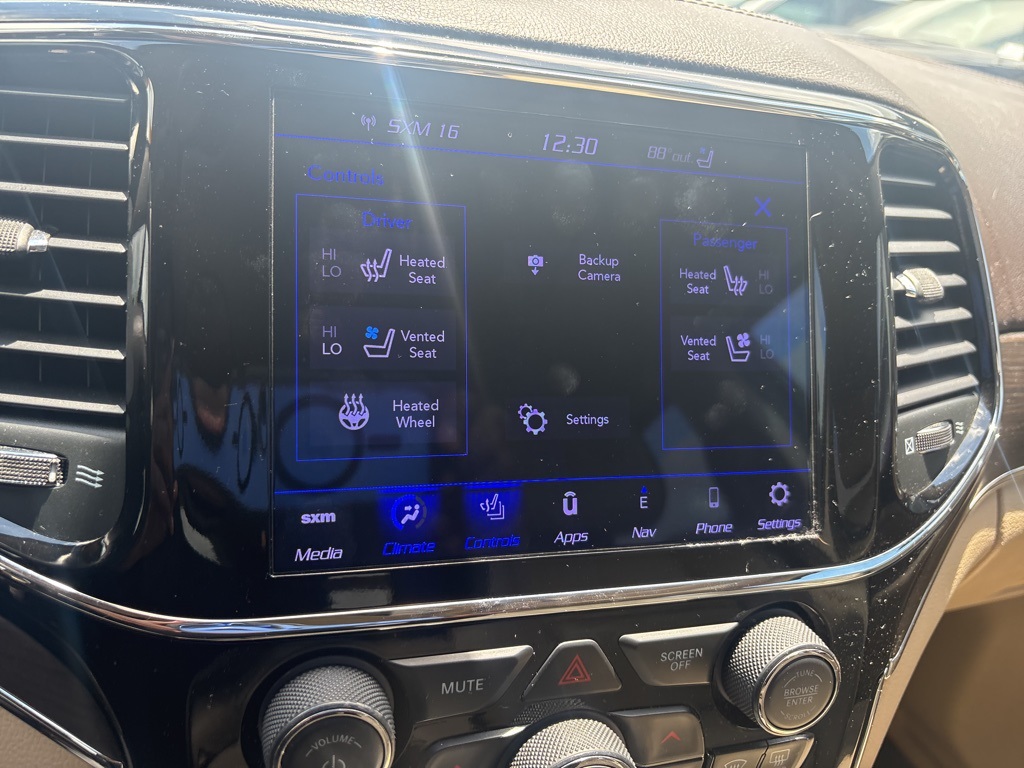 2021 Jeep Grand Cherokee Overland photo 27