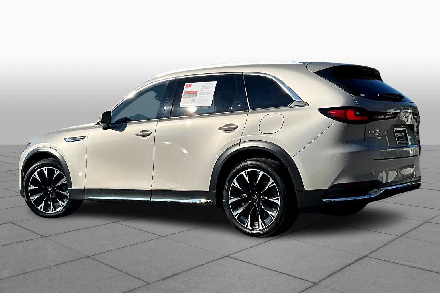 2024 Mazda CX-90 Premium photo 10