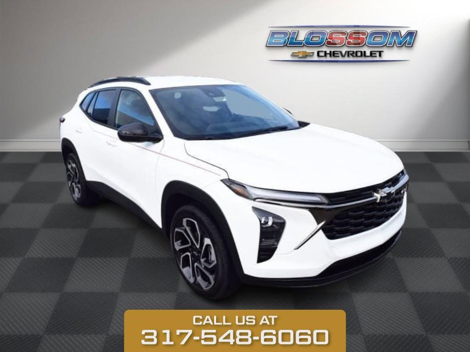 2026 Chevrolet Trax RS's photo