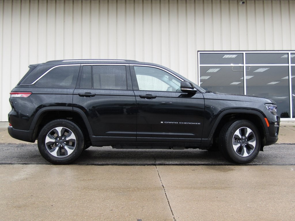 Used 2023 Jeep Grand Cherokee 4xe with VIN 1C4RJYB64PC624431 for sale in Kansas City