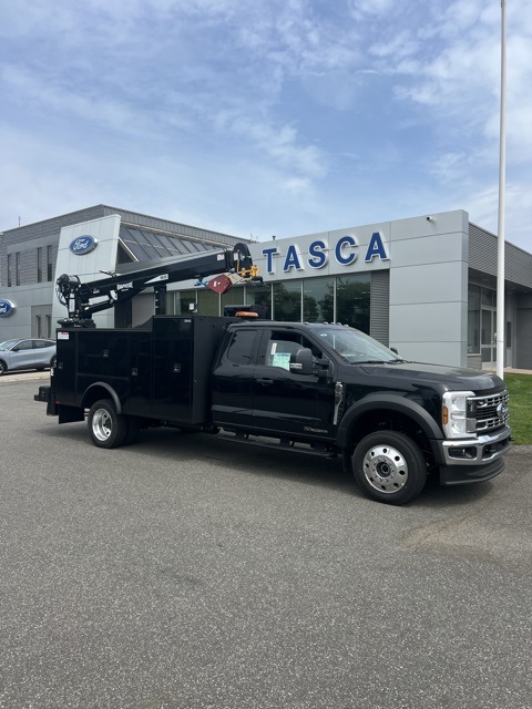 2024 Ford F-550 XLT photo 2