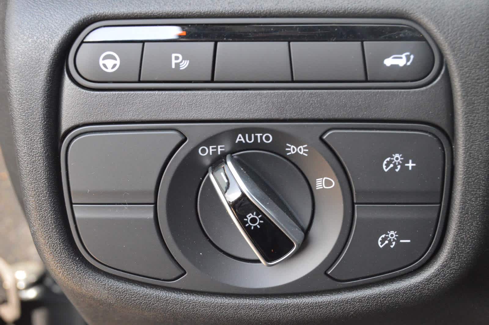 2025 Infiniti QX50 Luxe AWD photo 16