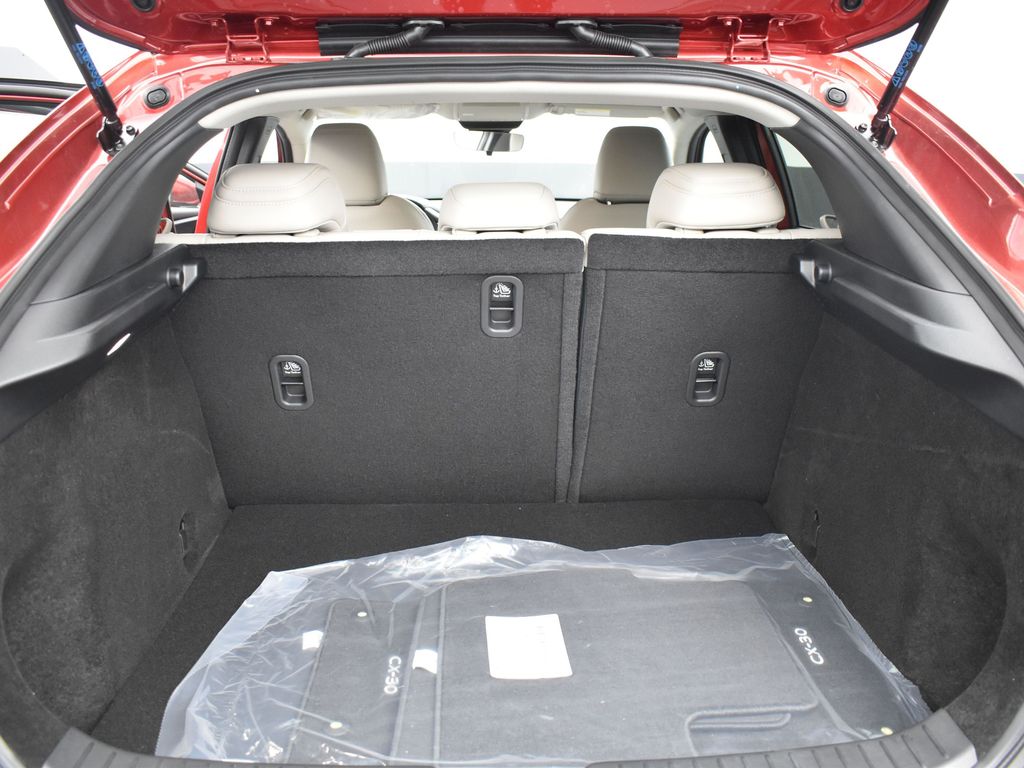 2023 Mazda CX-30 2.5 S Preferred photo 22