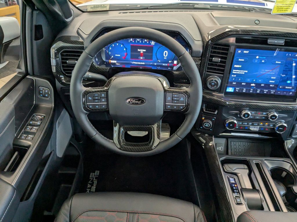 2025 Ford F-150 Lariat photo 15