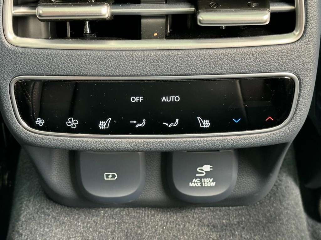 2026 Genesis GV70 3.5T Sport Prestige photo 3