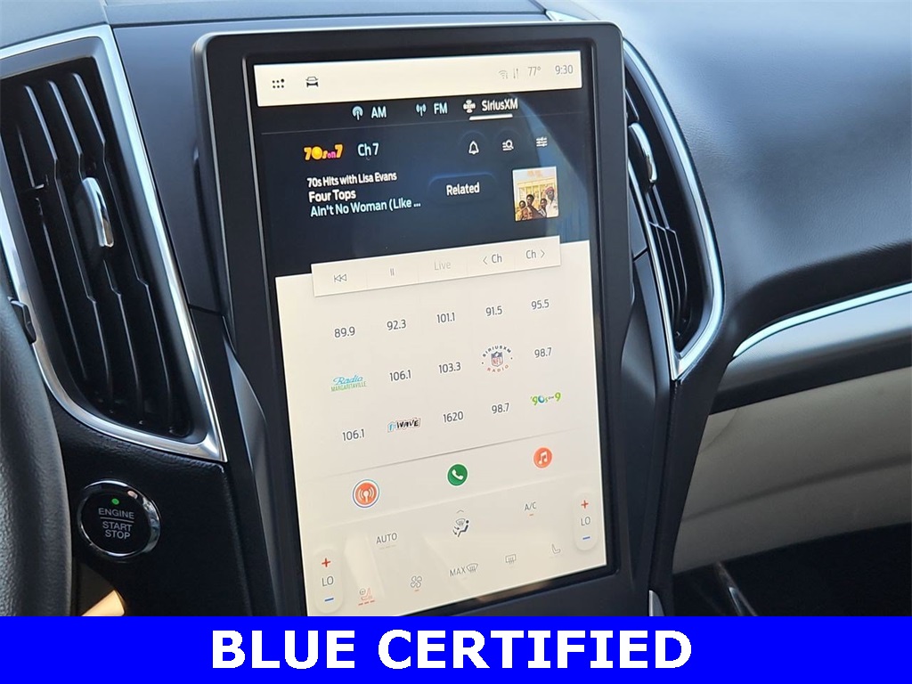 2023 Ford Edge Titanium photo 14