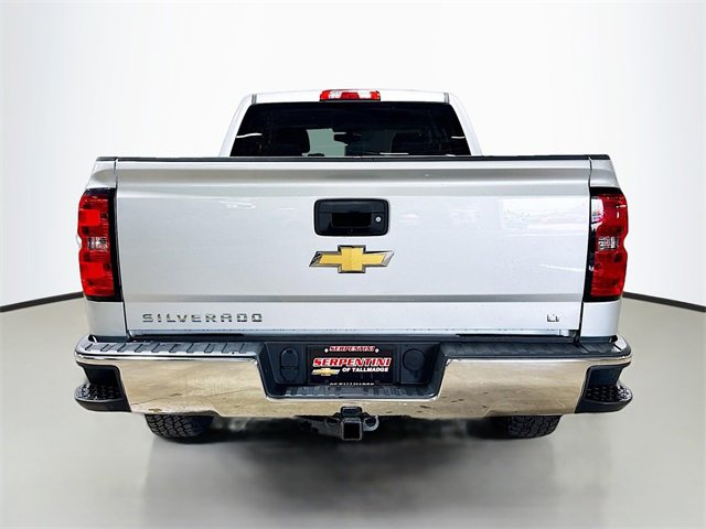 2018 Chevrolet Silverado 1500 LT photo 4