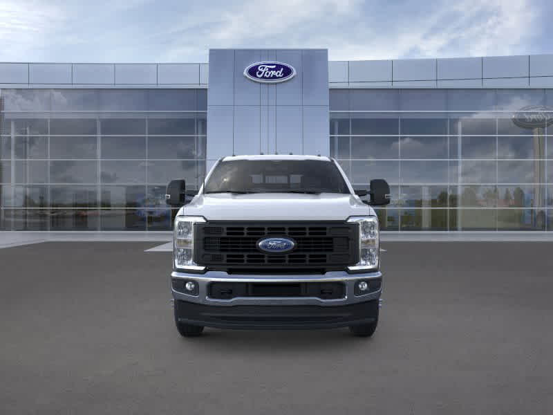 2025 Ford F-350 XL photo 6