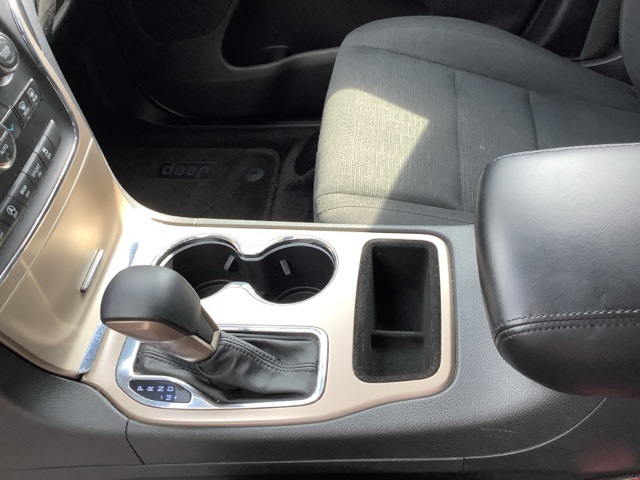 2017 Jeep Grand Cherokee Laredo photo 15