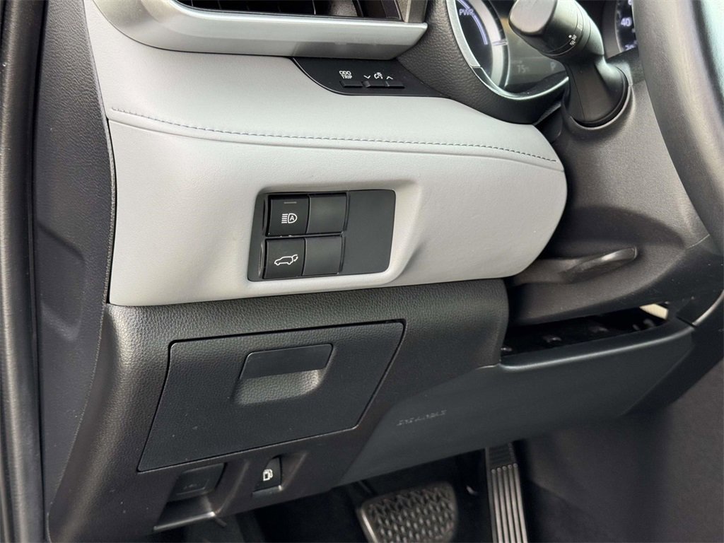 2021 Toyota Highlander Hybrid XLE photo 9