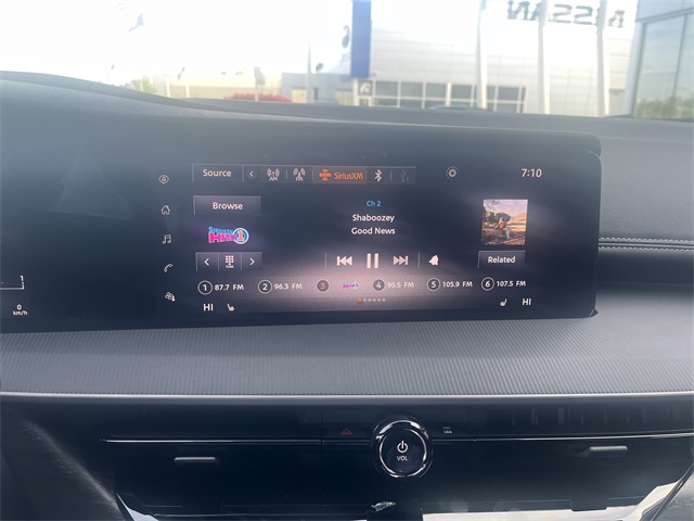 2025 Nissan Murano SV photo 14