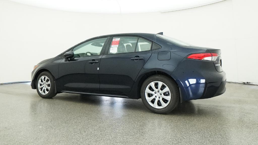 2025 Toyota Corolla LE photo 12