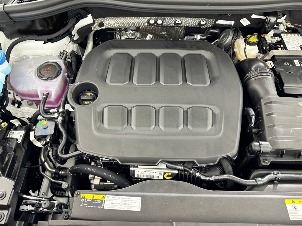 2025 Volkswagen Tiguan SE R-Line Black photo 19