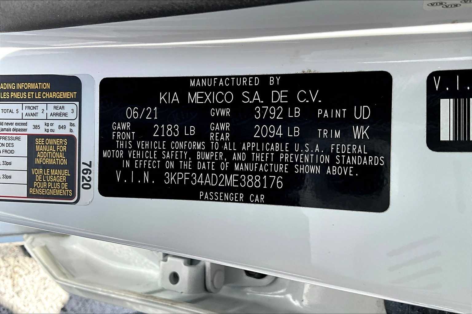 2021 Kia Forte GT-Line photo 28