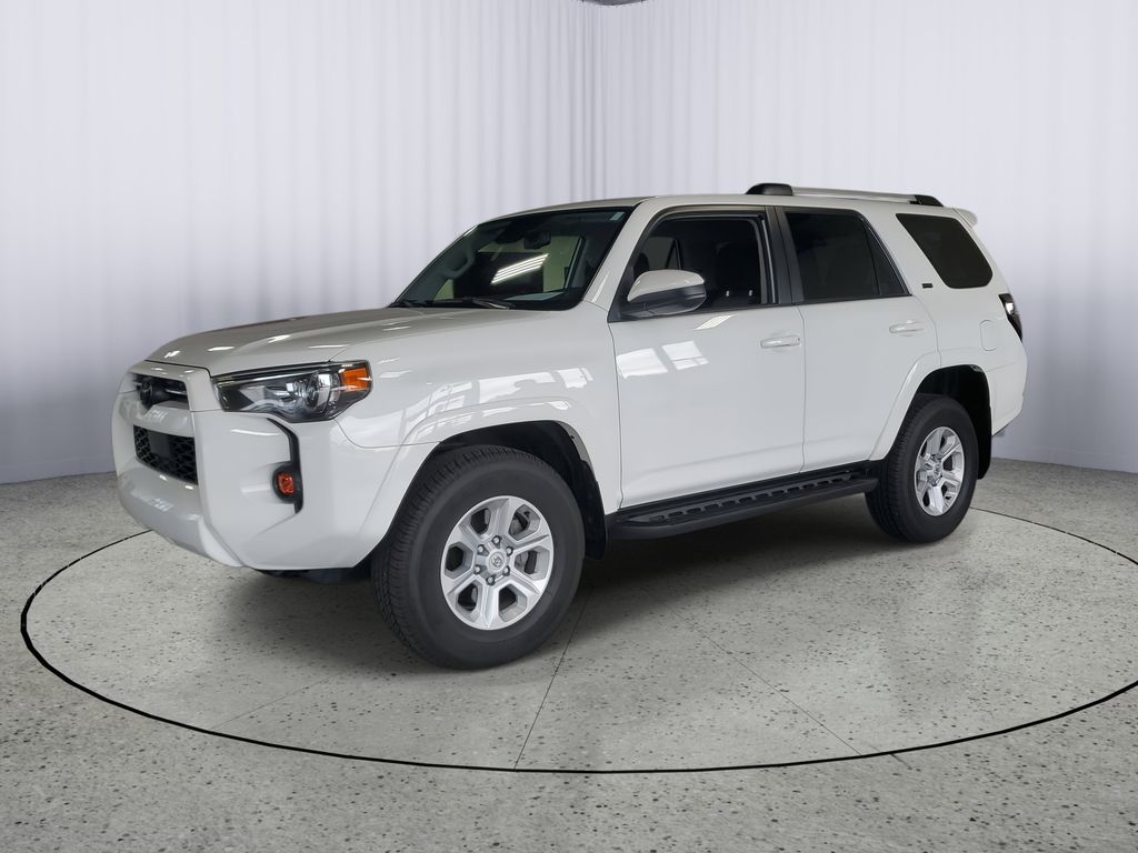 2024 Toyota 4Runner SR5 photo 2