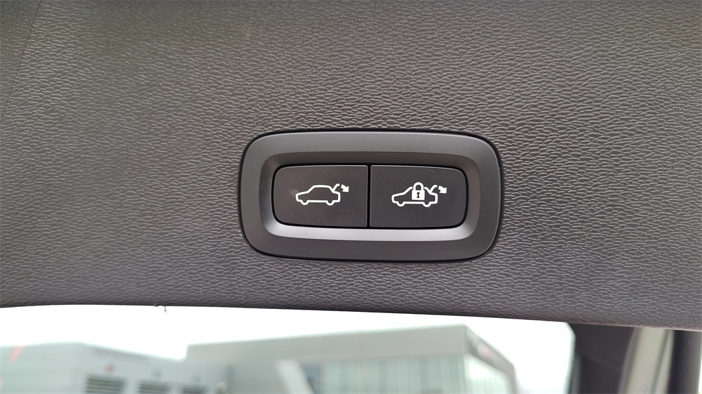2023 Volvo C40 Recharge Plus photo 30
