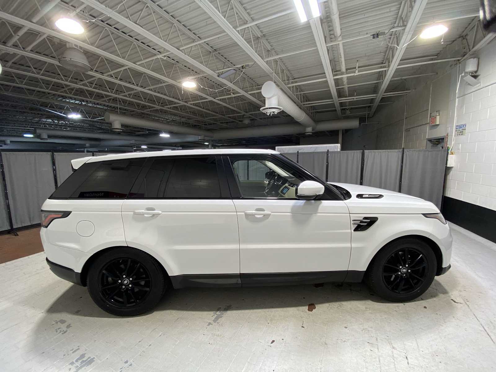 2018 Land Rover Range Rover Sport SE photo 22