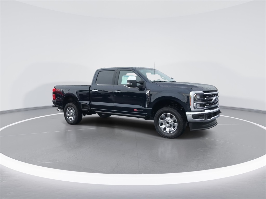 2025 Ford F-350 King Ranch photo 2