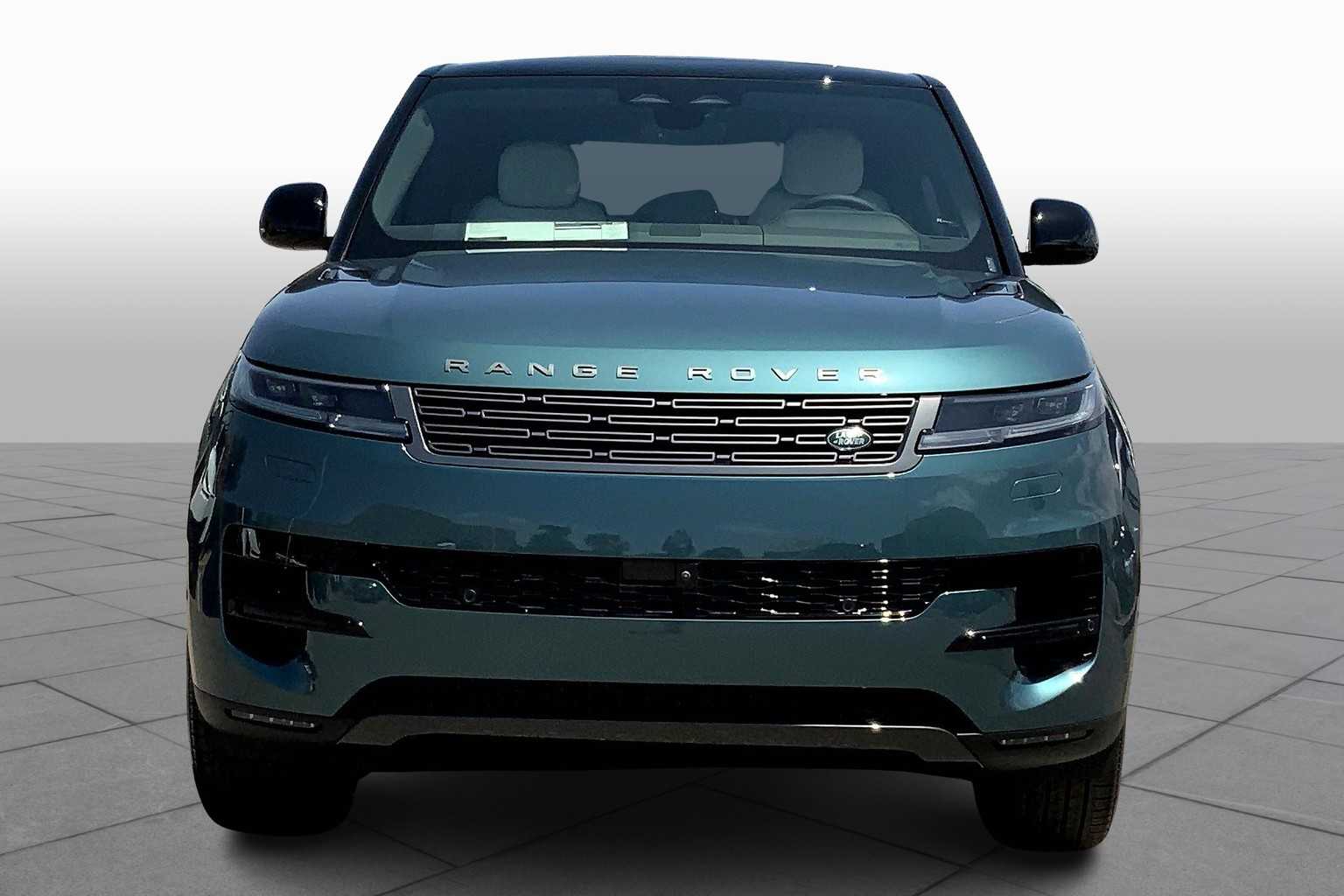 2025 Land Rover Range Rover Sport SE photo 2