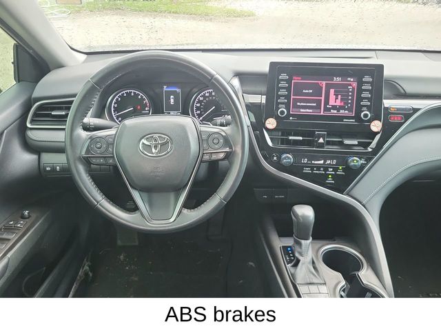 2024 Toyota Camry SE photo 11