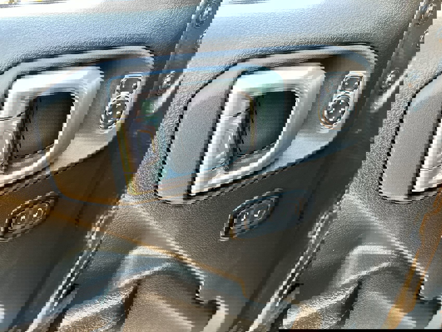 2023 Jeep Gladiator Mojave photo 13