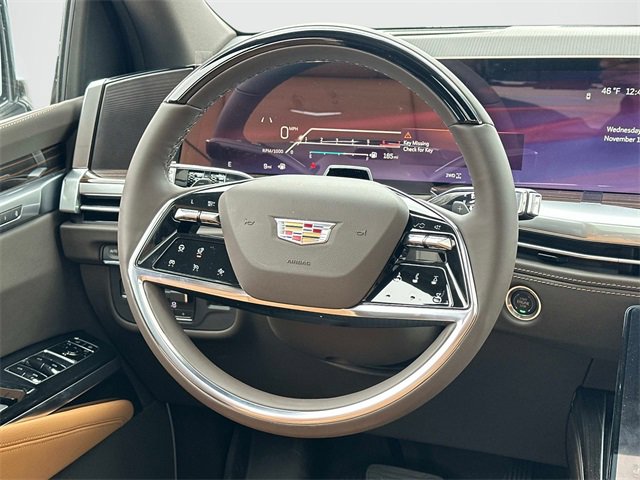 2026 Cadillac Escalade Luxury photo 4