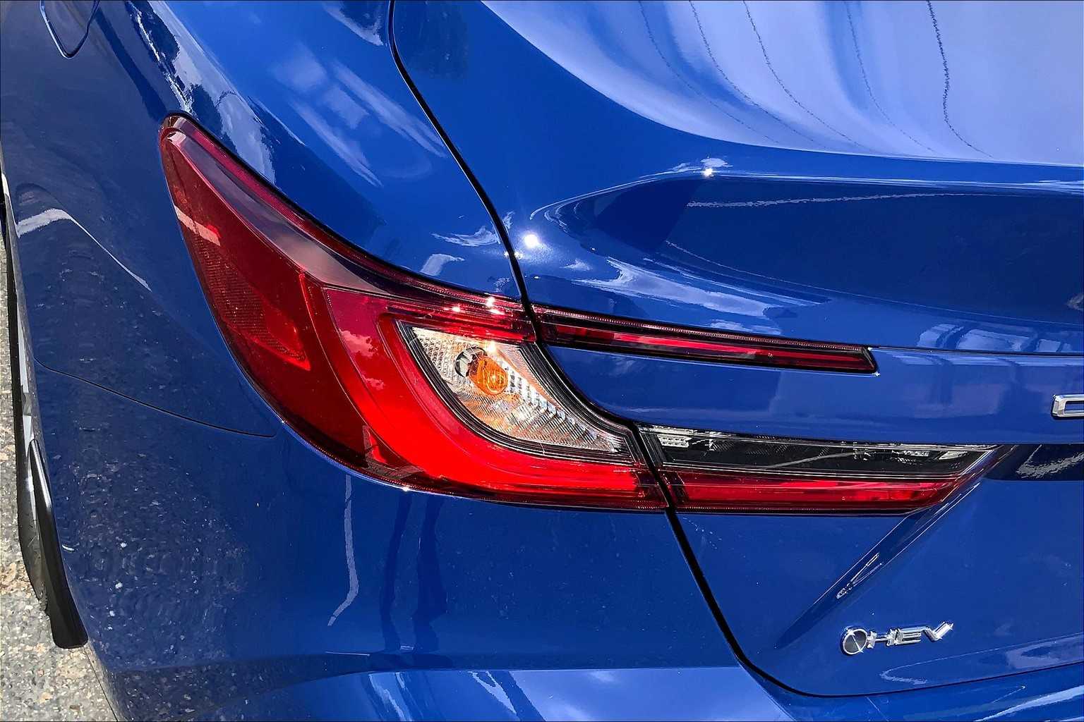 2025 Toyota Camry LE photo 25