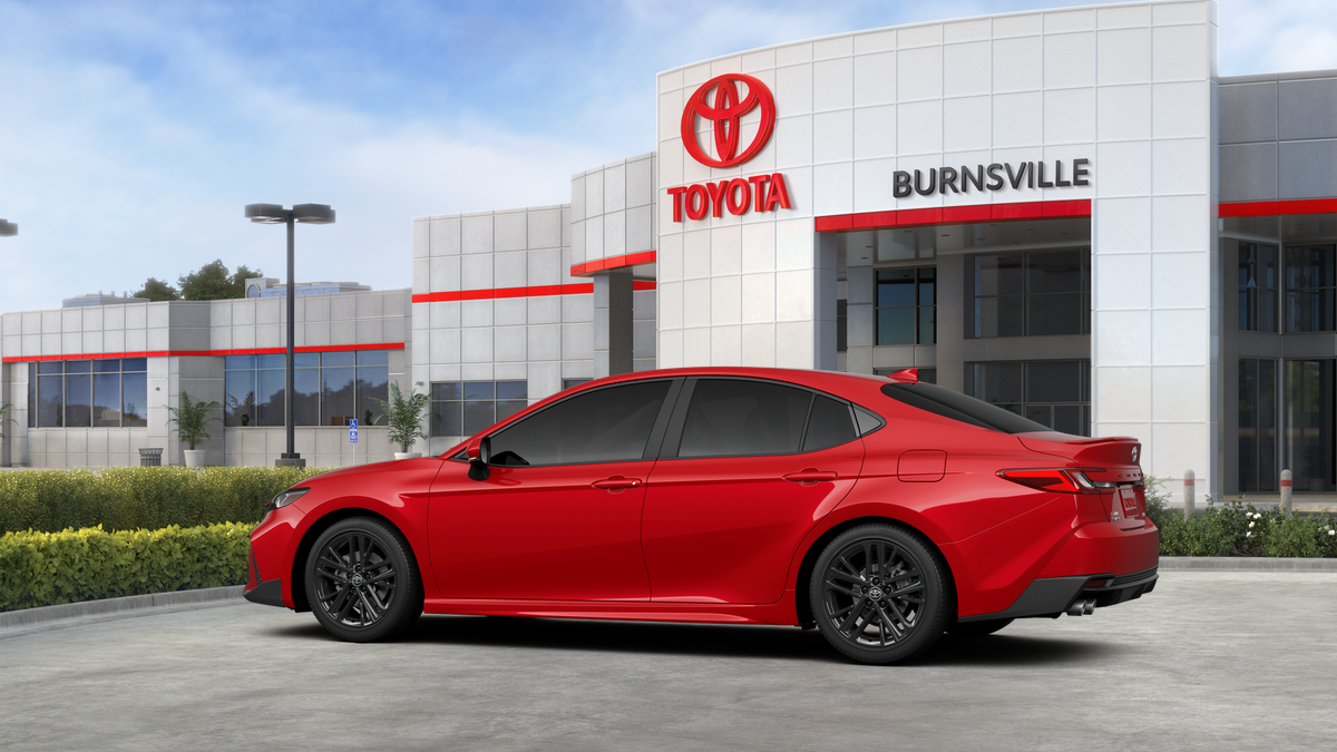 2025 Toyota Camry SE photo 5