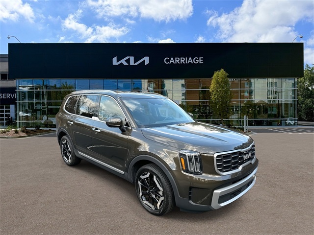 2023 Kia Telluride S photo 2