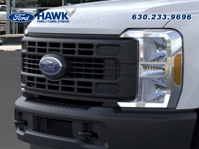 2025 FORD F-350 - Image 17