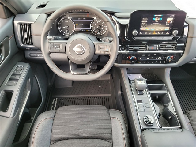 2025 Nissan Pathfinder Rock Creek photo 11