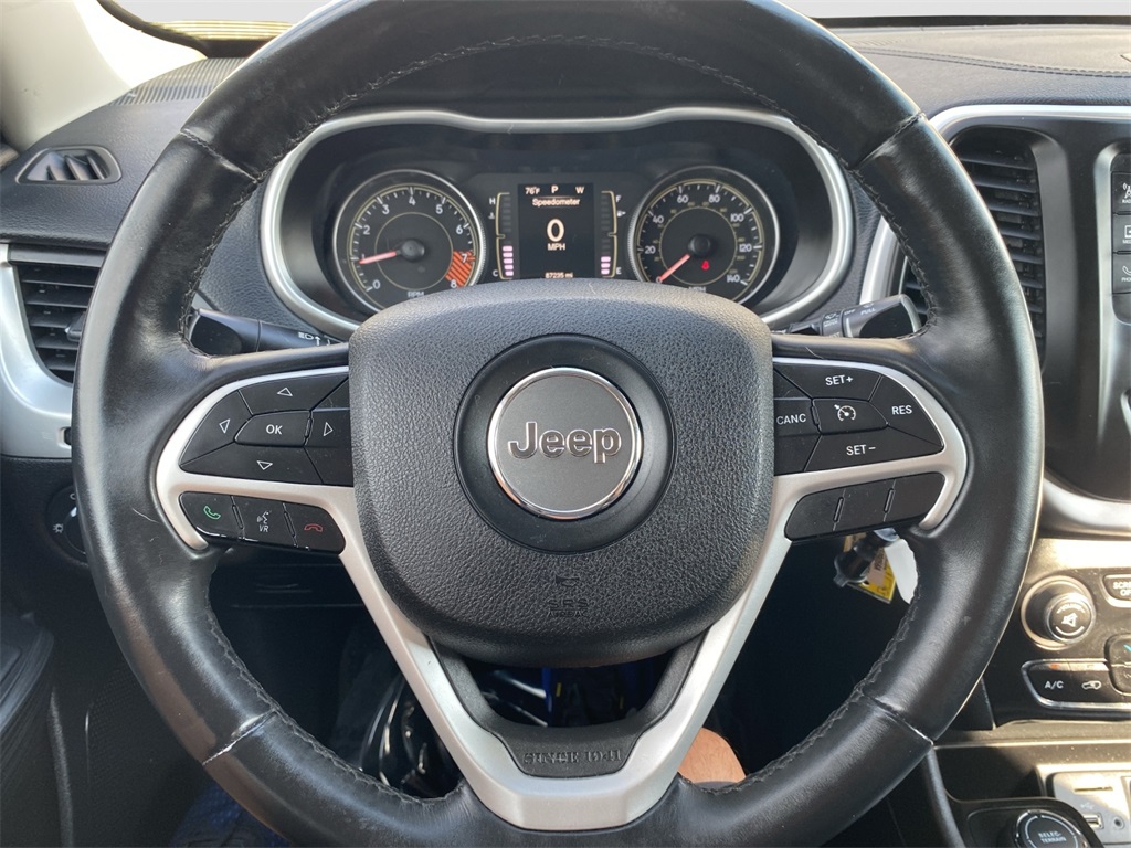 2014 Jeep Cherokee Latitude photo 14