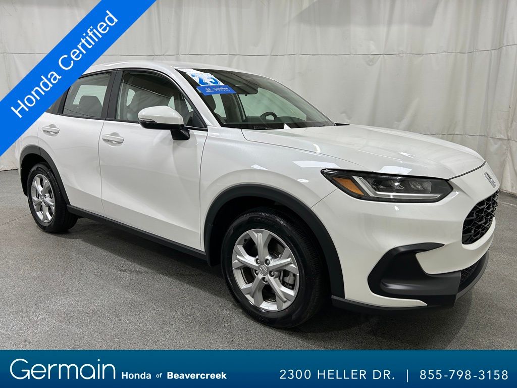 2025 Honda HR-V LX's photo