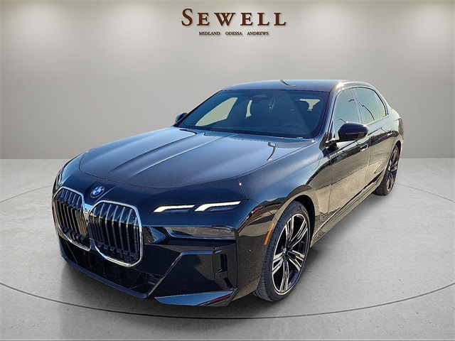 2026 BMW 7 Series 740i's photo
