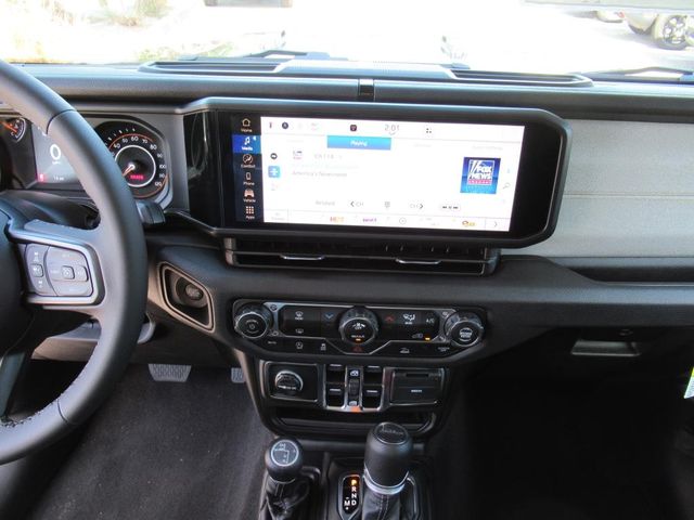 2025 Jeep Gladiator Sport S photo 20
