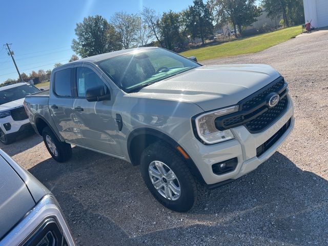 2025 Ford Ranger XL photo 2