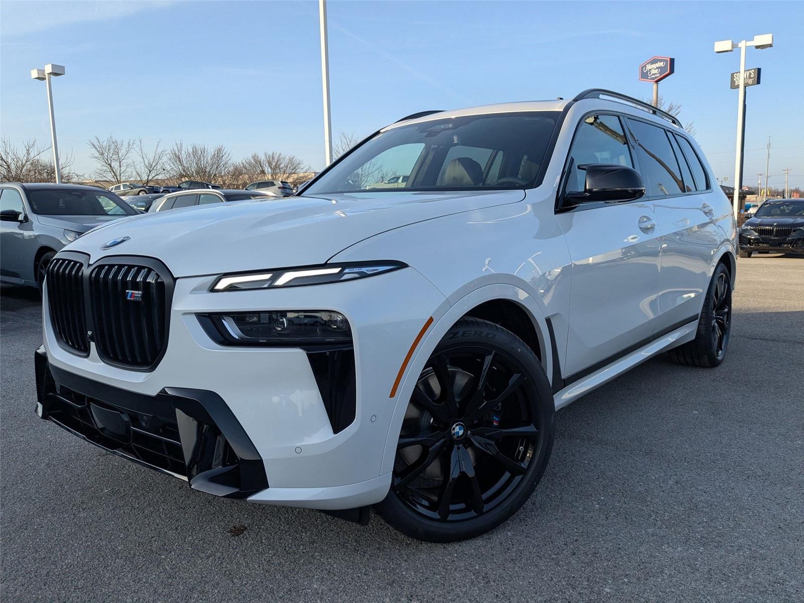 2026 BMW X7 M60i's photo